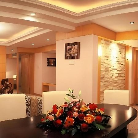 Golden Lustre Hotel Шэньчжэнь Экстерьер фото