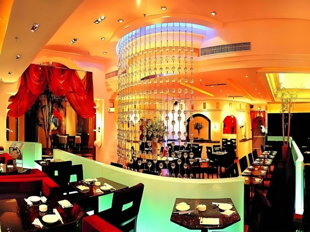 Golden Lustre Hotel Шэньчжэнь Экстерьер фото