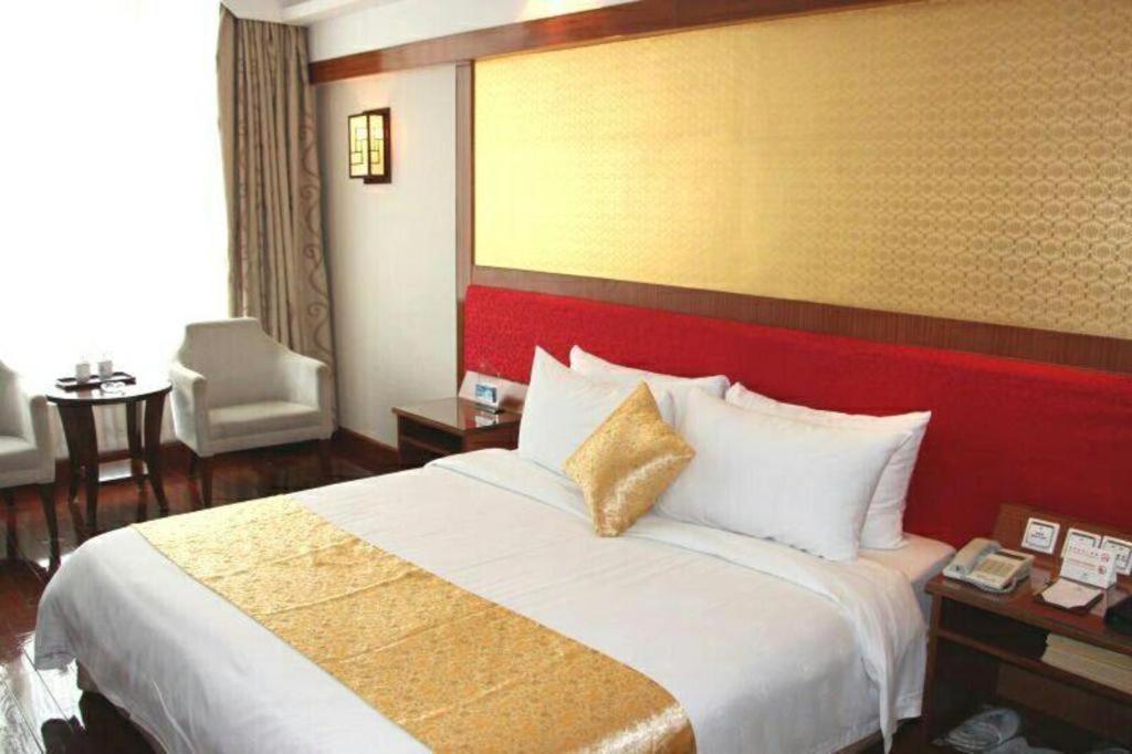 Golden Lustre Hotel Шэньчжэнь Экстерьер фото