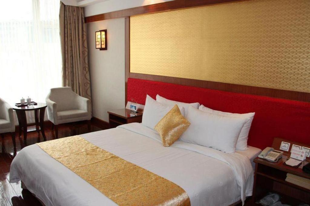 Golden Lustre Hotel Шэньчжэнь Экстерьер фото