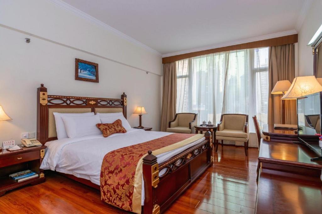 Golden Lustre Hotel Шэньчжэнь Экстерьер фото