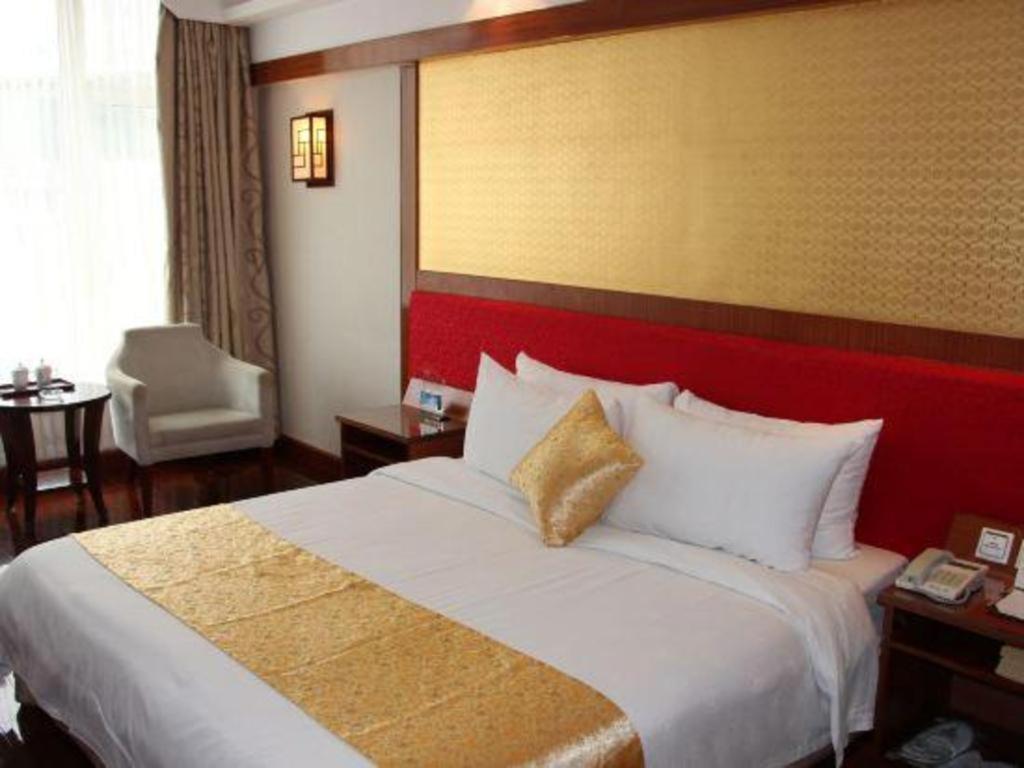 Golden Lustre Hotel Шэньчжэнь Экстерьер фото