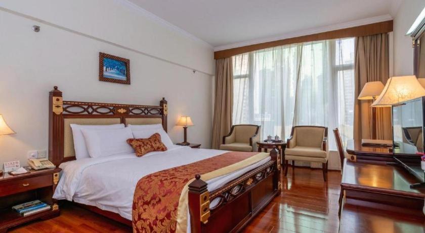 Golden Lustre Hotel Шэньчжэнь Экстерьер фото