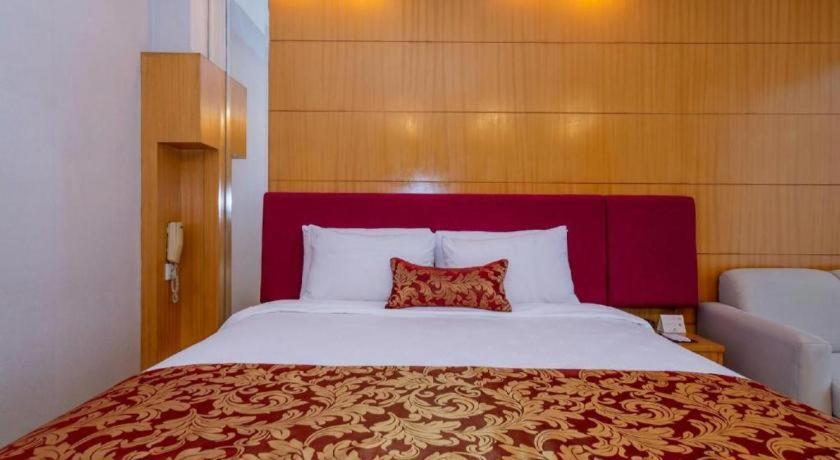 Golden Lustre Hotel Шэньчжэнь Экстерьер фото